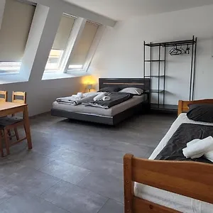 tota-studio.vienna-besthotels.com/